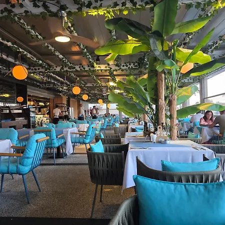 Azimuth Luxury * コンスタンツァ