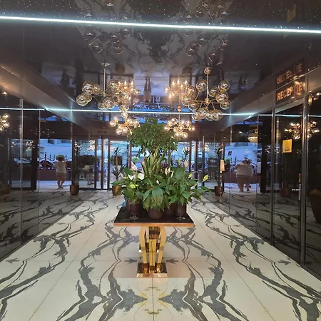 Azimuth Luxury アパート コンスタンツァ