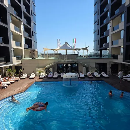 Azimuth Luxury アパート *